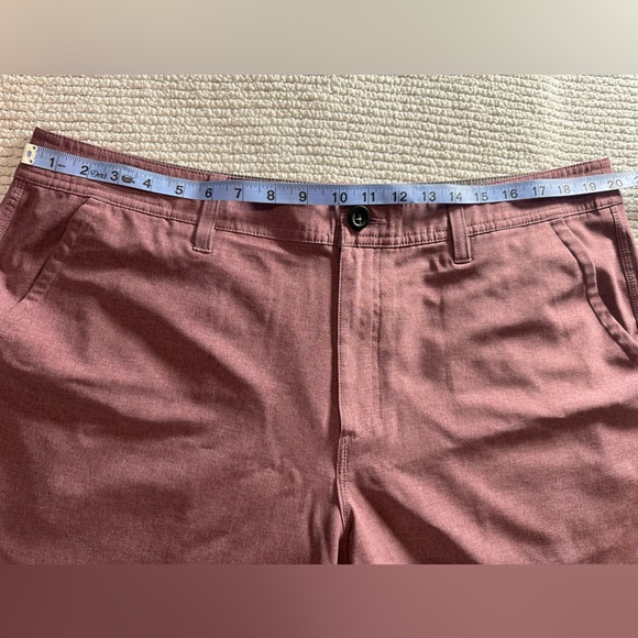 O’NEILL Hybrid Heathered Red Activewear Performance shorts, Mens Size 38 EUC - Picture 5 of 15